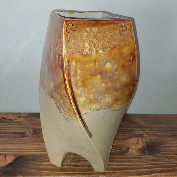 Vase II